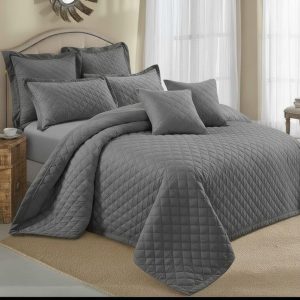 7 Piece Plain Bedspread